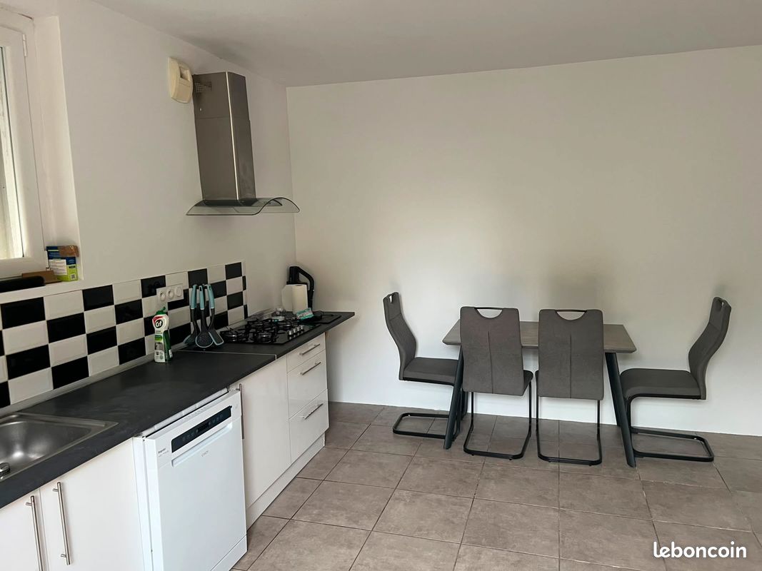Maison 7 pièces 115 m² · à Nantes · 115 m² · 2 300 €/mois