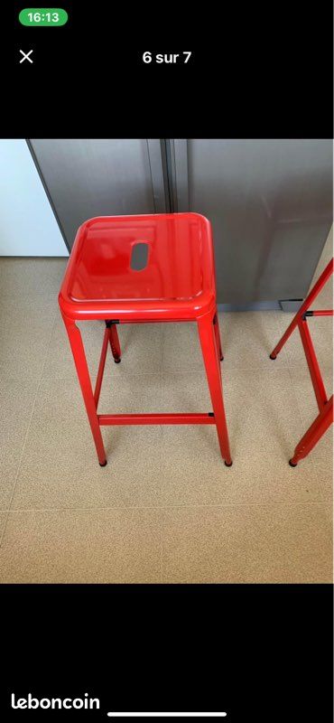 Tabouret type industriel (image 1)