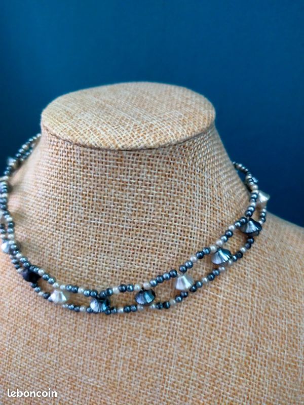 Collier Vintage Perles Bleues – Fermoir Métal – Fantaisie Ancien
