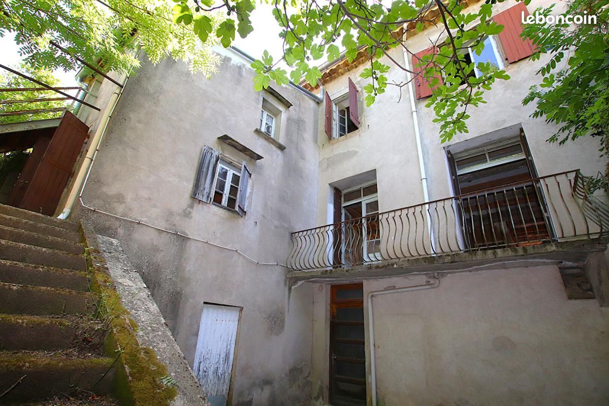 Maison 10 pièces 300 m² · à Saint-Gervais-sur-Mare · 300 m² · 202 000 €