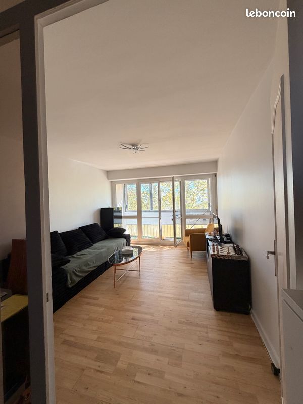 Appartement 3 pièces 62 m² · à Rillieux-la-Pape · 62 m² · 135 000 €