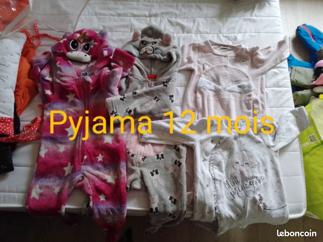 Pyjama fille 12 mois (image 1)