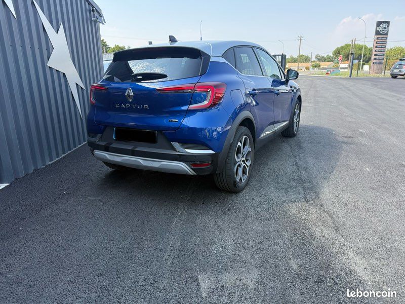 Renault Captur E-TECH 145 (image 3)