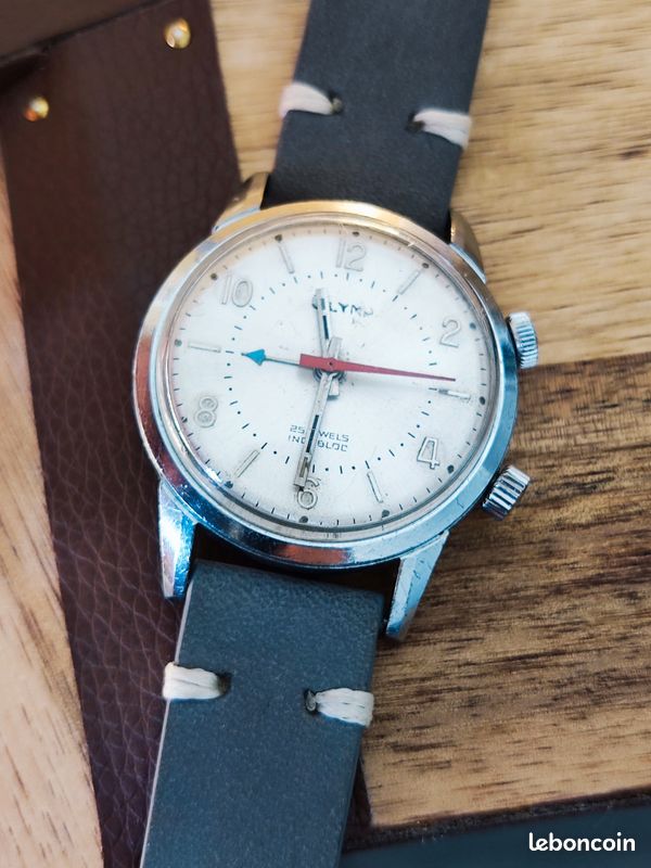 Montre Vintage OLYMP Mécanique à Remontage Manuel - Années 60 - 17 Rubis - Boîtier Doré 19mm - Occasion