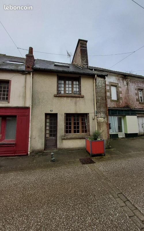 Maison 4 pièces 50 m² · à Carhaix-Plouguer · 50 m² · 52 500 €