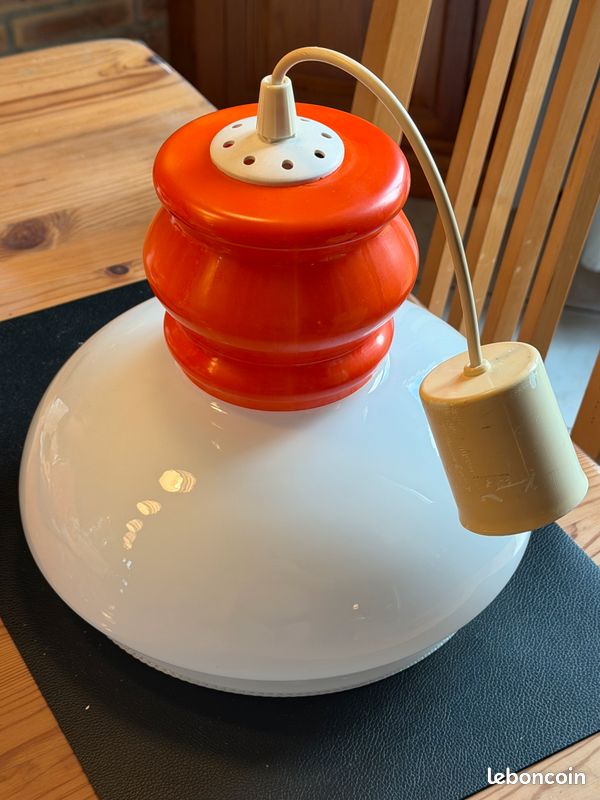 Lustre en opaline blanc et orange vintage (image 3)