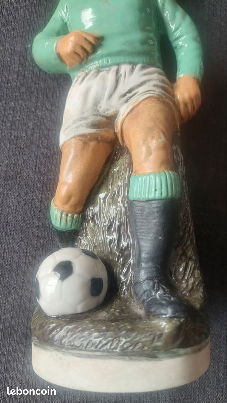 Bouteille vide céramique vintage footballeur joueur maillot vert ASSE 70s (image 12)