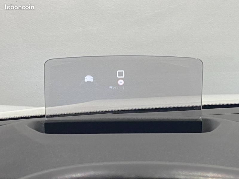 Citroen C4 Essence 130 Feel Pack EAT8 Caméra GPS CarPlay 1ère main (image 15)