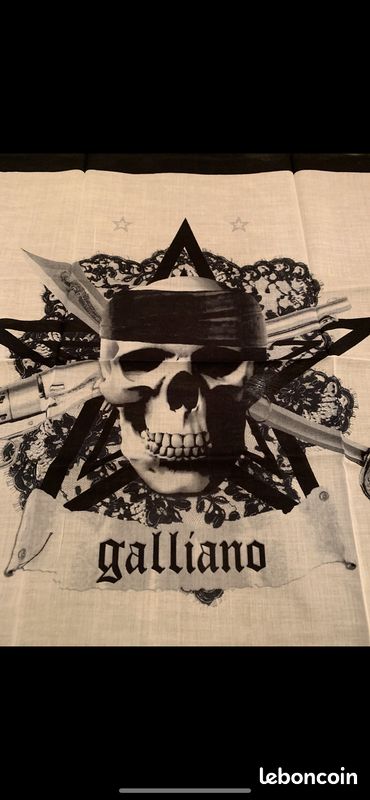 Bandana tête de mort pirate John Galliano neuf en soie (image 2)