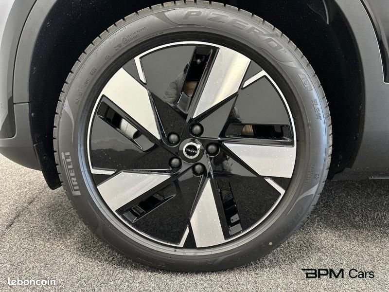 Volvo EX40 Single Extended Range 252ch Plus (image 21)