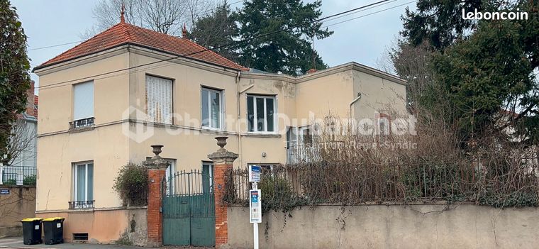 https://img.leboncoin.fr/api/v1/lbcpb1/images/a5/ee/f7/a5eef72f7104dd1a67ee3a714338e27d3d835104.jpg?rule=ad-image
