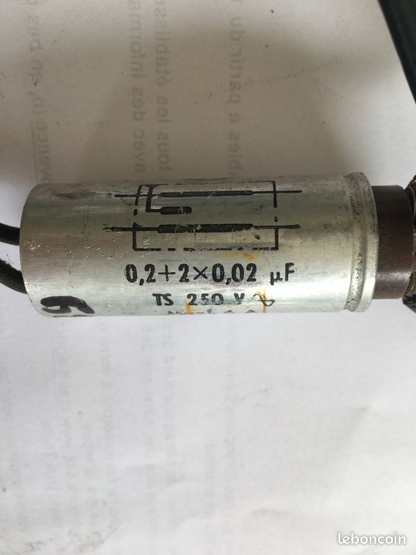 Condensateur pour Cireuse ELECTROLUX B9 (image 12)