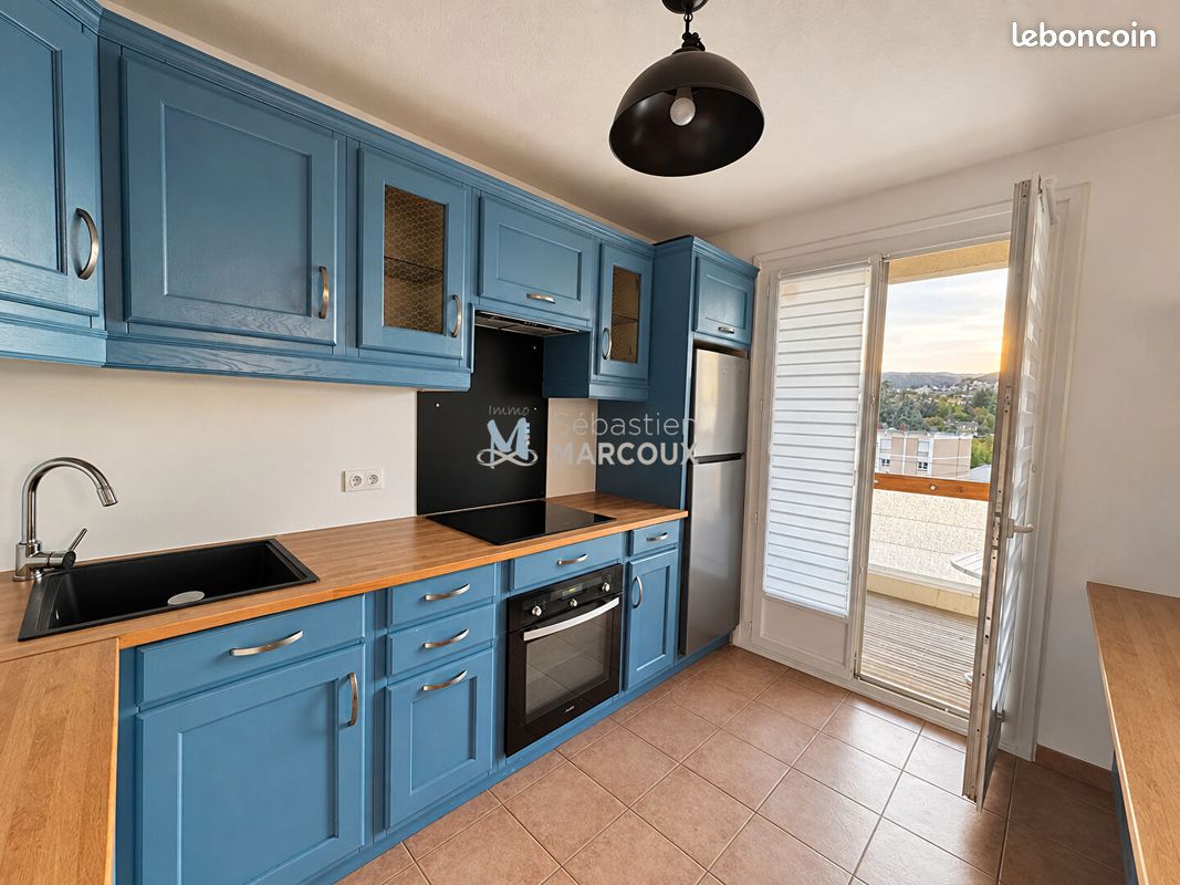 Appartement 3 pièces 69 m² · à Montbrison · 69 m² · 735 €/mois