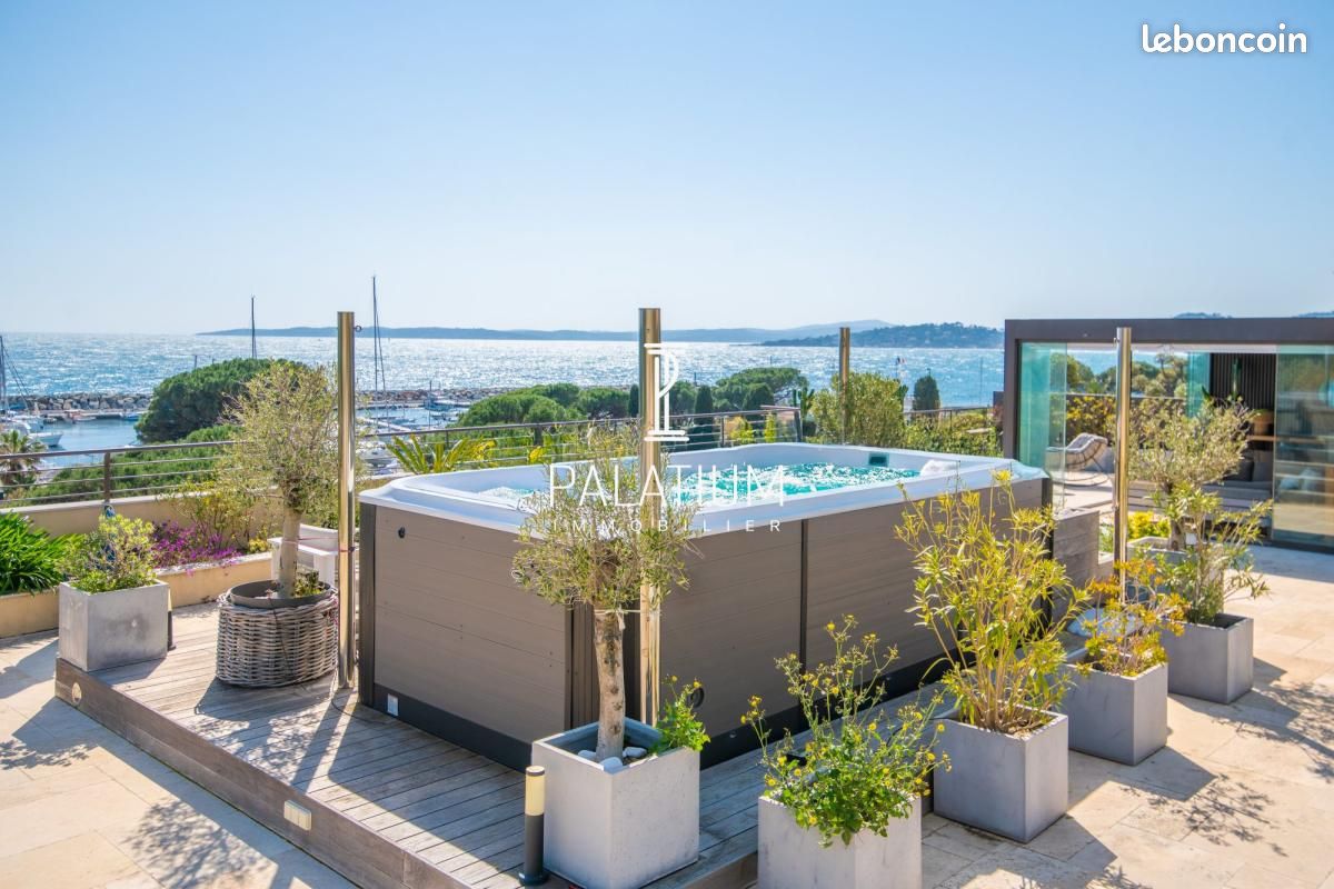 Appartement 177 m² · à Roquebrune-sur-Argens · 177 m² · 2 499 000 €