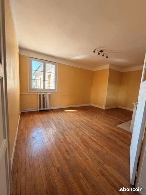 Appartement 2 pièces 59 m² · à Creil · 59 m² · 760 €