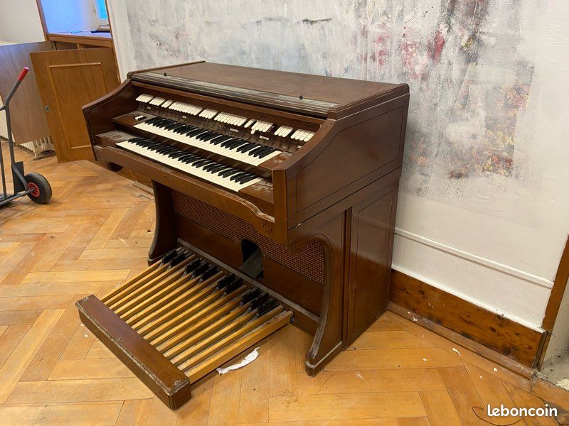 Piano . Synthétiseur Wurlitzer (image 3)