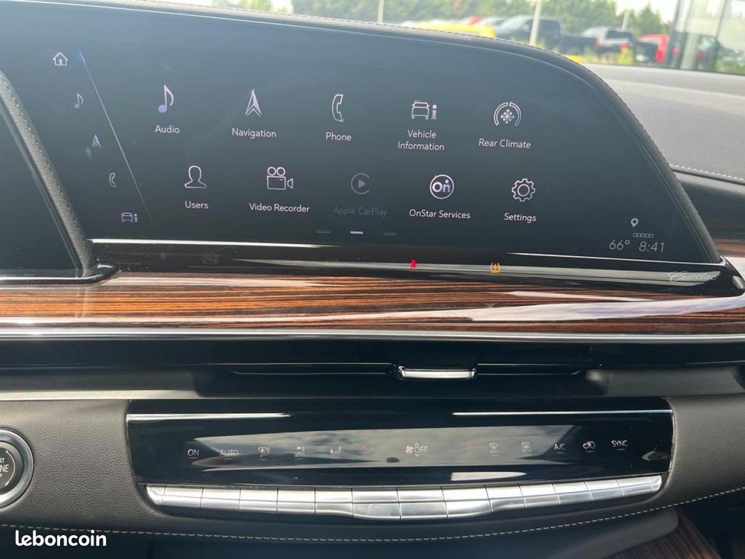 CADILLAC ESCALADE ESV Premium Luxury V8 6.2L (image 15)