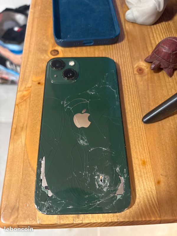 IPhone 13 (image 3)
