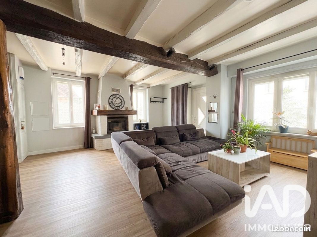 Maison 7 pièces 150 m² · à Le Mesnil-Aubry · 150 m² · 349 000 €