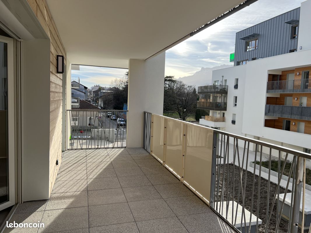 Appartement 2 pièces 47 m² · à Grenoble · 47 m² · 711 €/mois