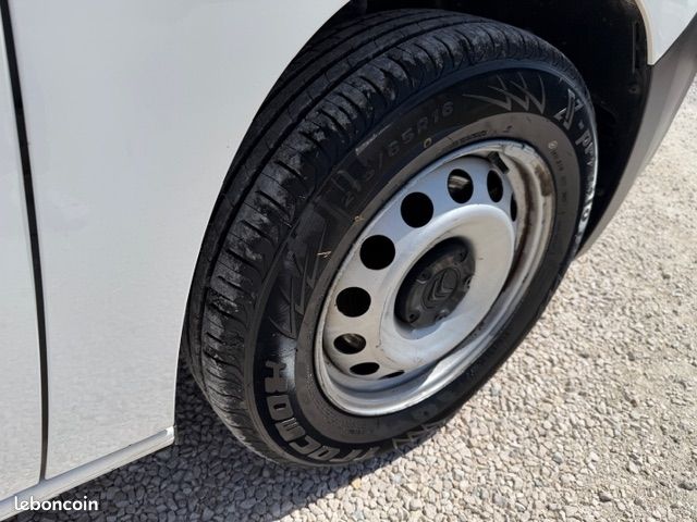 Citroen BERLINGO VAN XL 850KG BLUEHDI 100 S&S CABINE APPROFONDIE CONTROL BVM5 (image 9)