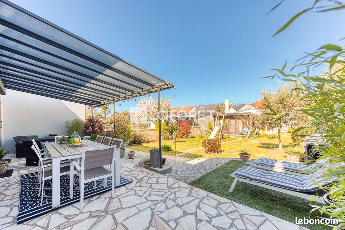 Maison 6 pièces 122 m² · à Pontault-Combault · 122 m² · 449 900 €