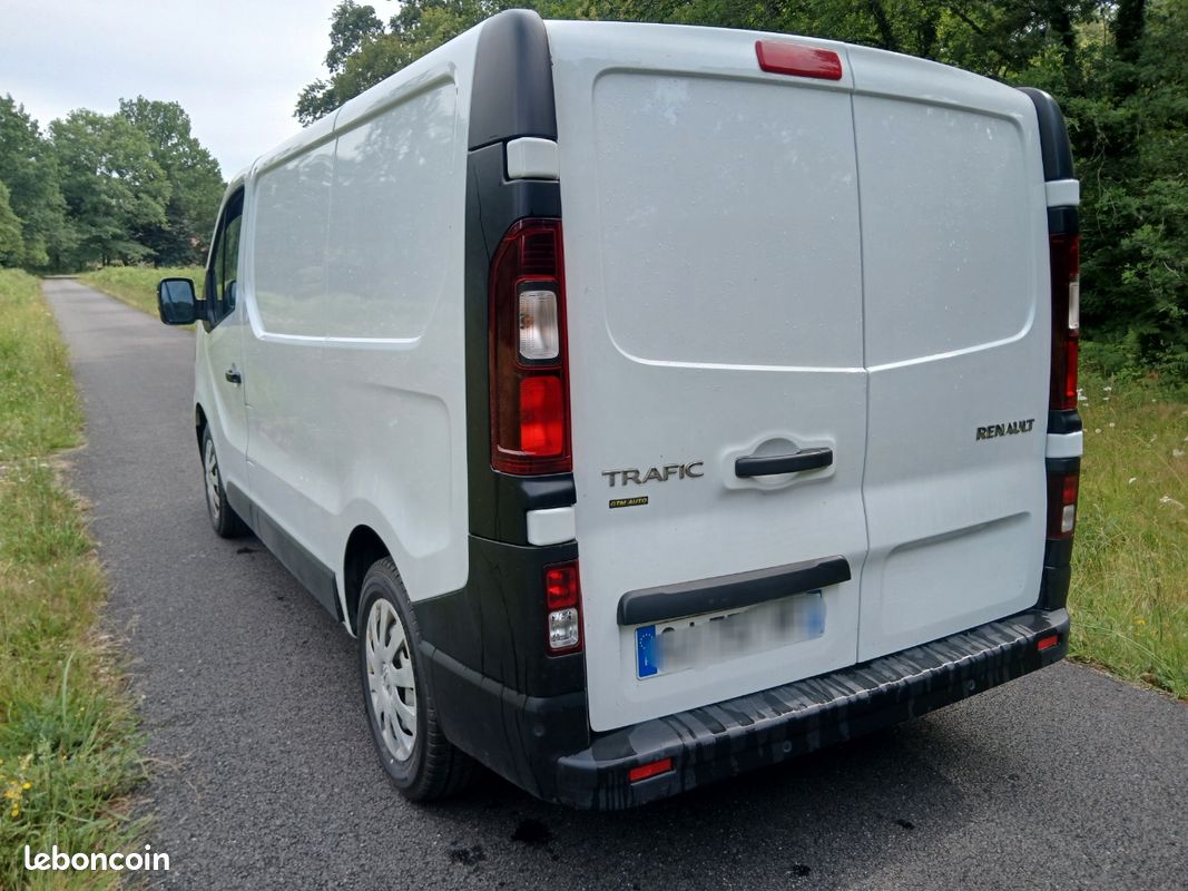 15.416ht Renault trafic 2.0Dci 130ch L1H1 2800kg Grand Confort (image 4)