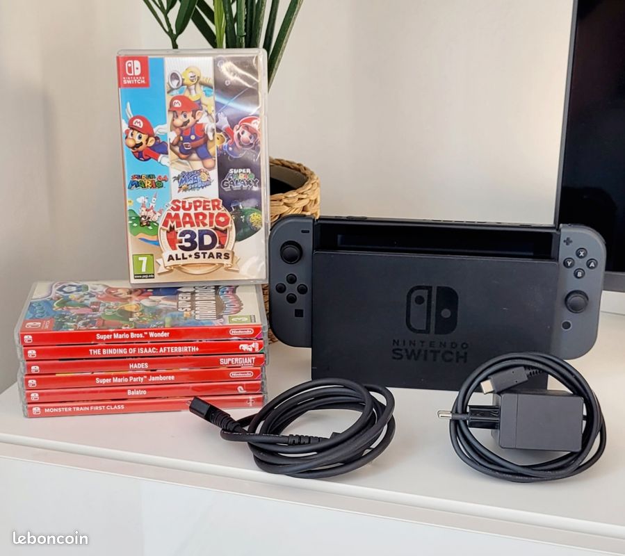 Nintendo Switch Noire 64Go - Très Bon état - Console FR
