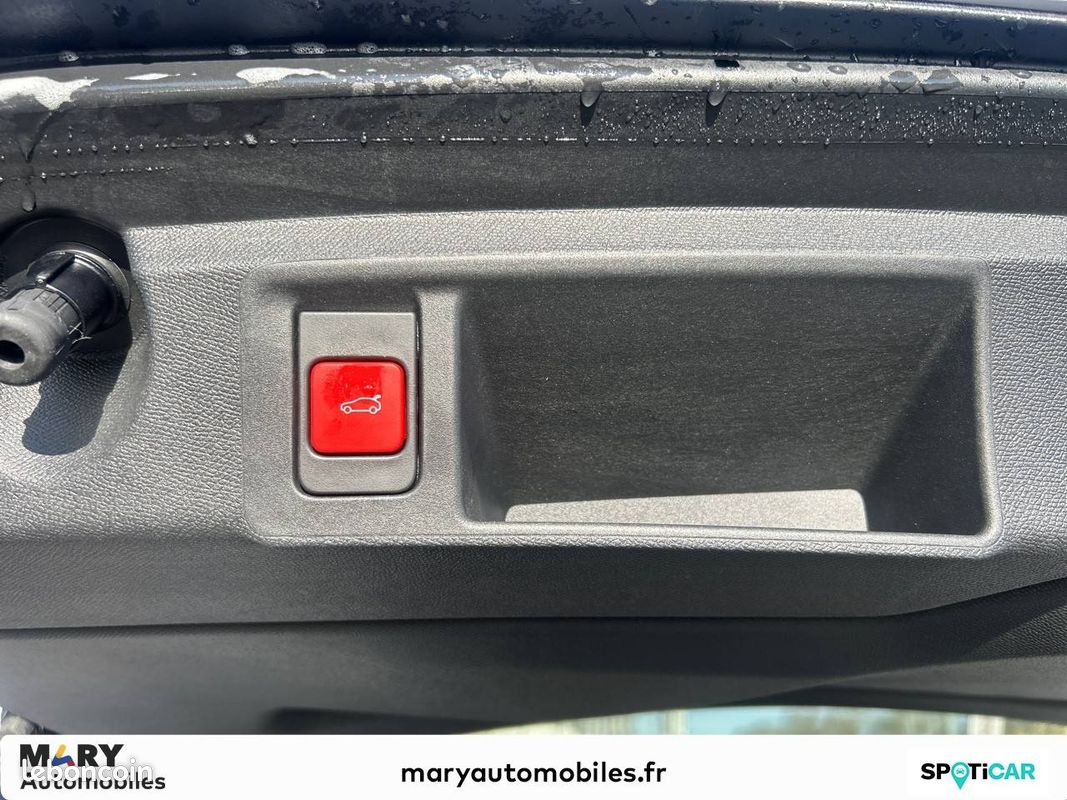 PEUGEOT 308 SW Hybrid 145 e-DCS6 GT (image 24)