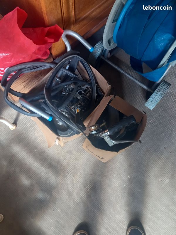 Vélos et pièces (image 9)