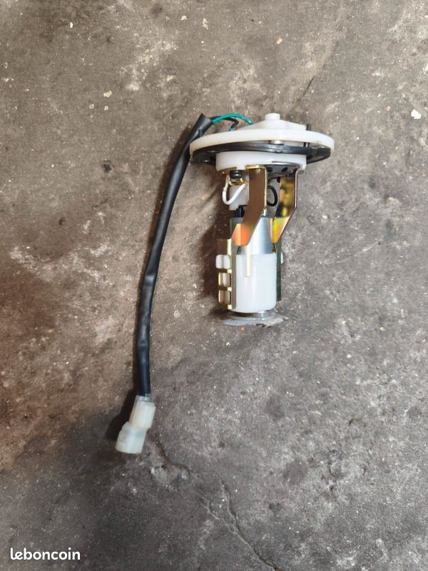 Pompe essence kymco (image 1)