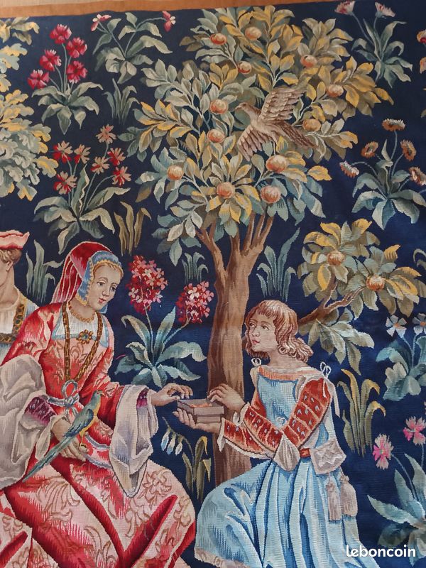Grande tapisserie Jules Pansu – « La Dame au coffret » – Point d’Halluin (image 9)