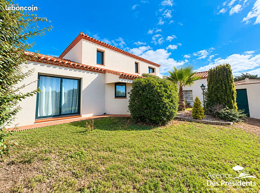 Maison 8 pièces 257 m² · à Brem-sur-Mer · 257 m² · 446 250 €