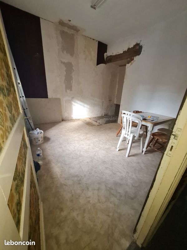 Appartement 8 pièces 100 m² · à Roubaix · 100 m² · 92 000 €