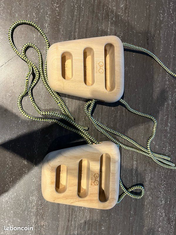 YY Vertical Penta – Agrès Escalade Rotatif En Bois, 7 Prises + 360°, Paire Pour Entraînement Doigts Et Suspension
