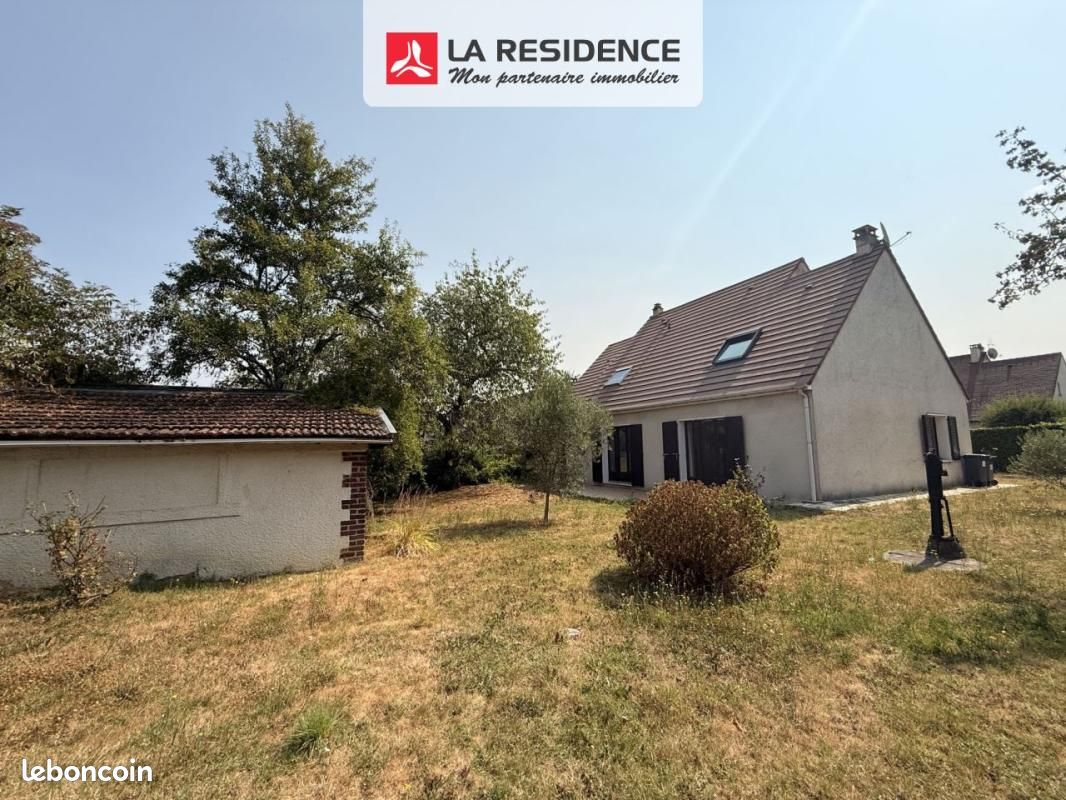 Maison 6 pièces 143 m² · à Bièvres · 143 m² · 730 000 €