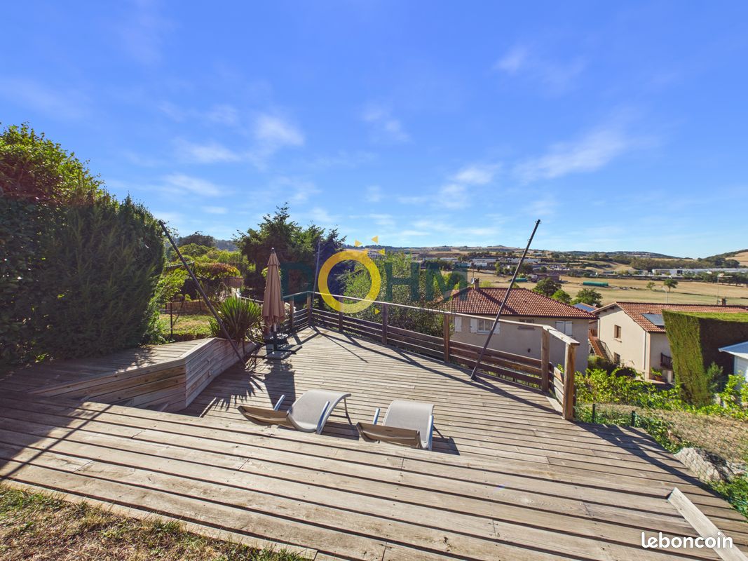 Maison 5 pièces 127 m² · à Villars · 127 m² · 309 000 €
