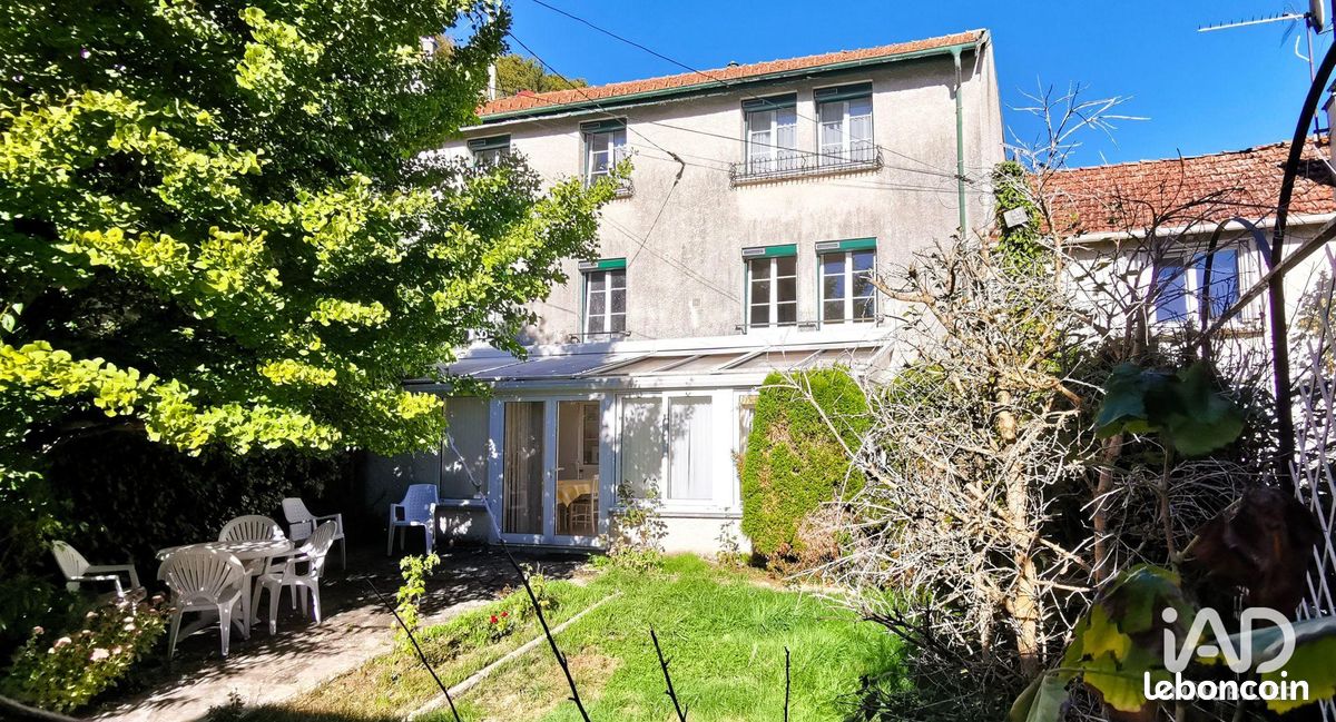 Maison 5 pièces 114 m² · à Plombières-les-Bains · 114 m² · 99 000 €