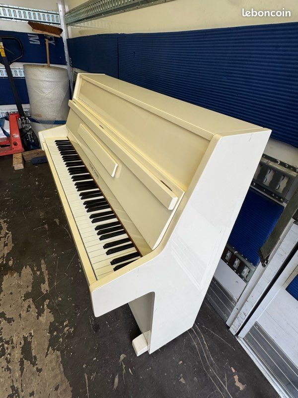 Piano droit YONG CHANG (image 2)