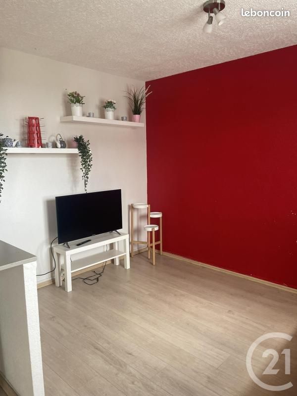 Appartement 5 pièces 76 m² · à Metz · 76 m² · 890 €