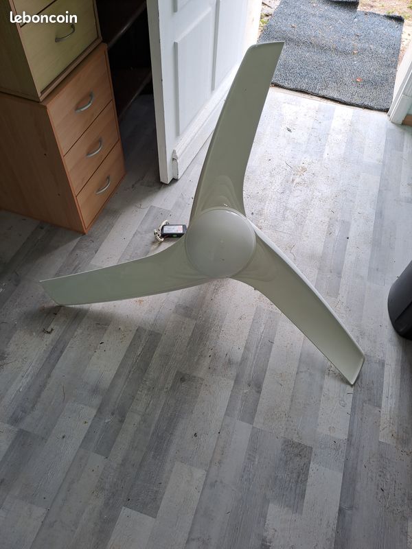 Plafonnier (image 1)