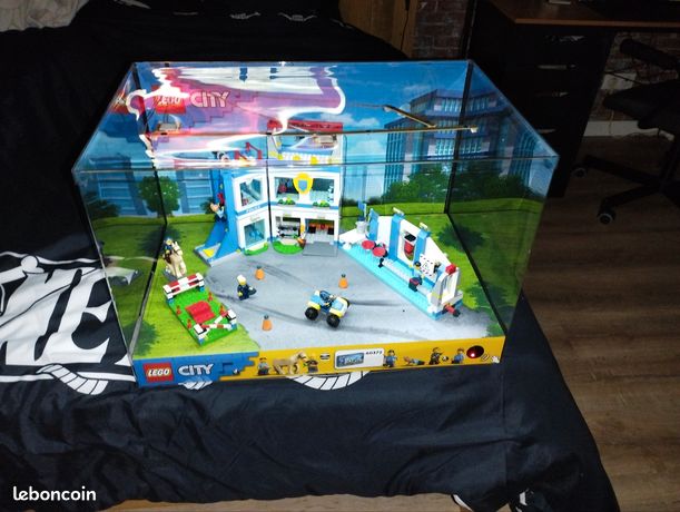 Vitrine éclairée Lego city 60372 - Collection