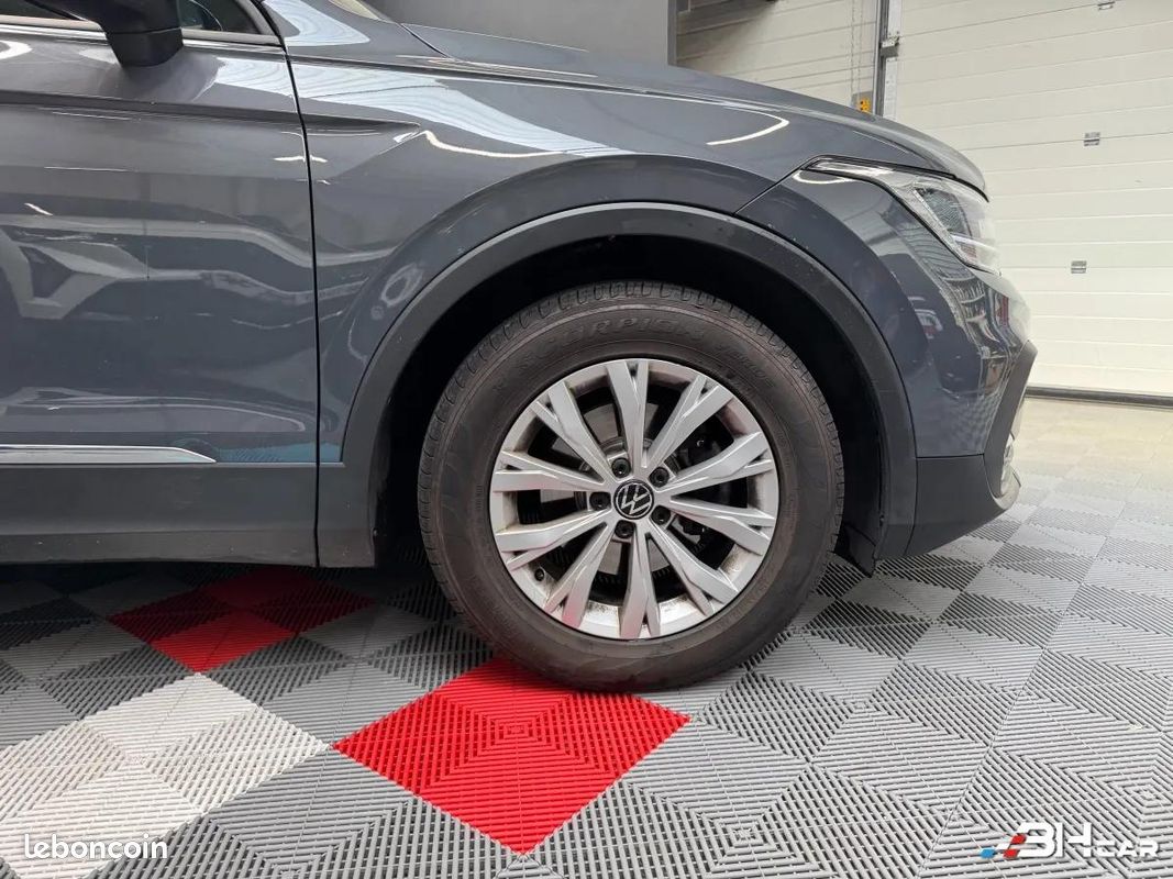 Volkswagen Tiguan 2.0 TDI 150ch BUSINESS DSG 7 / Attelage / (image 28)