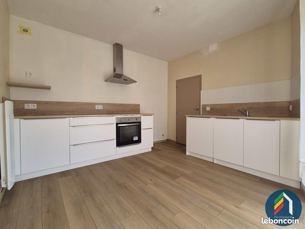 Appartement 4 pièces 81 m² · à Pouzauges · 81 m² · 106 000 €