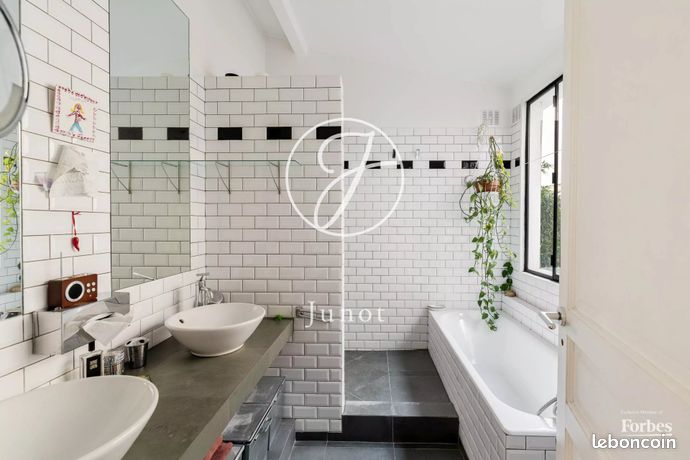 Maison 6 pièces 166 m² — 16