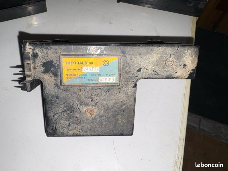 Frisquet - Module de commande bloc DN2000 sur bloc gaz - F3AA40539 (image 1)