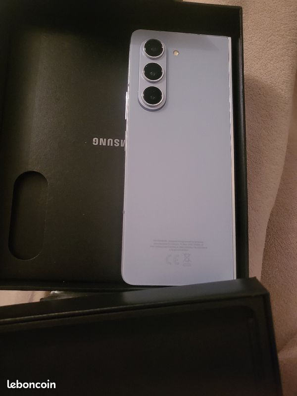 Galaxy Z fold5 256GB (image 4)