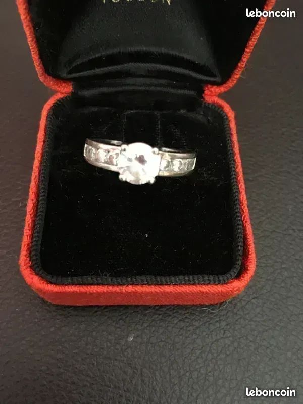 Bague argent et pierre zirconium alliance de chez MATY T58 (18,465