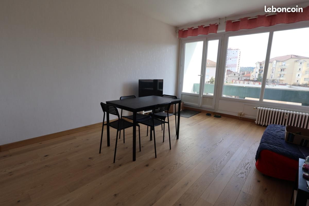 Appartement 2 pièces 51 m² · à Firminy · 51 m² · 54 000 €