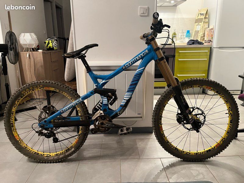 Commencal v3 Atherton Vélos